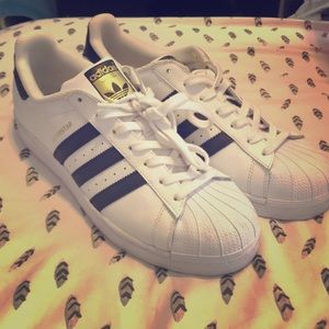 Adidas SUPERSTAR women’s shoes